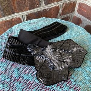 Vintage MAJAY Art Deco Glass-Beaded Ladies Belt